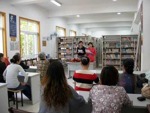 虹桥街道文化站举办“中华红色经典诵读”选拔活动